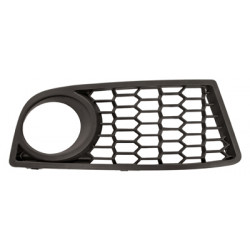 Grille noire de pare-chocs avant côté passager