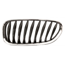 Grille de calandre chrome noir côté chauffeur