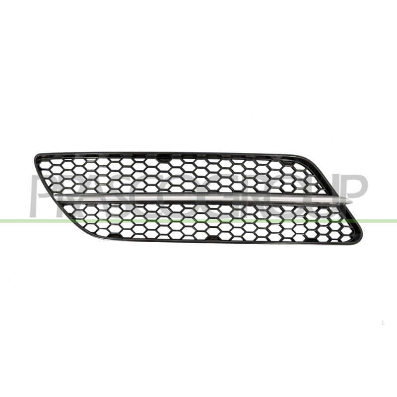Grille de pare-chocs avant noir et enjoliveur chrome côté passager Grille de pare-chocs avant noir et enjoliveur chrome côté passager