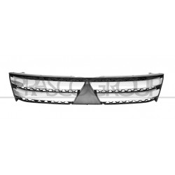 Grille de calandre noir avec moulure chrome