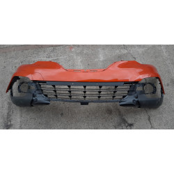 Pare-chocs avant peint en orange