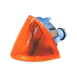 Feu avant orange côté chauffeur